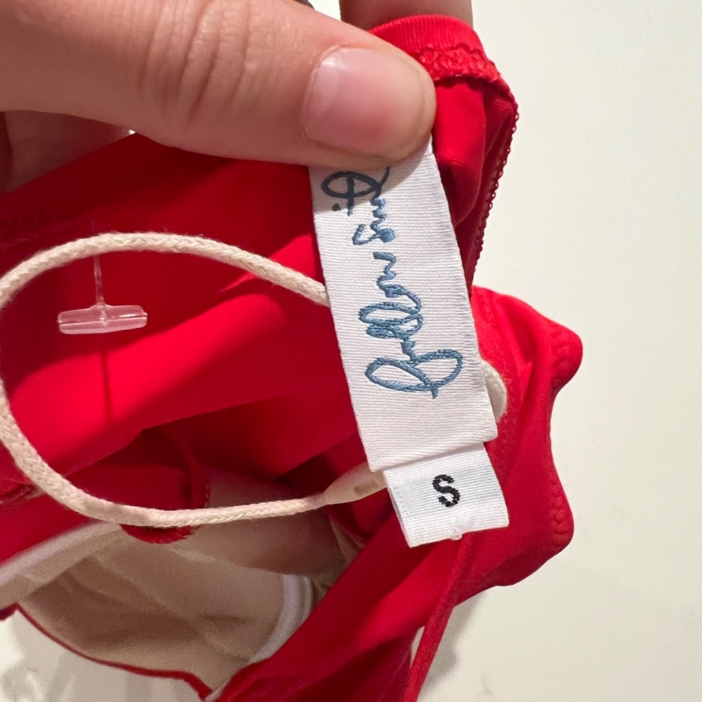 Follow Suit Regina One-Piece Swimsuit size small - Picture 4 of 4